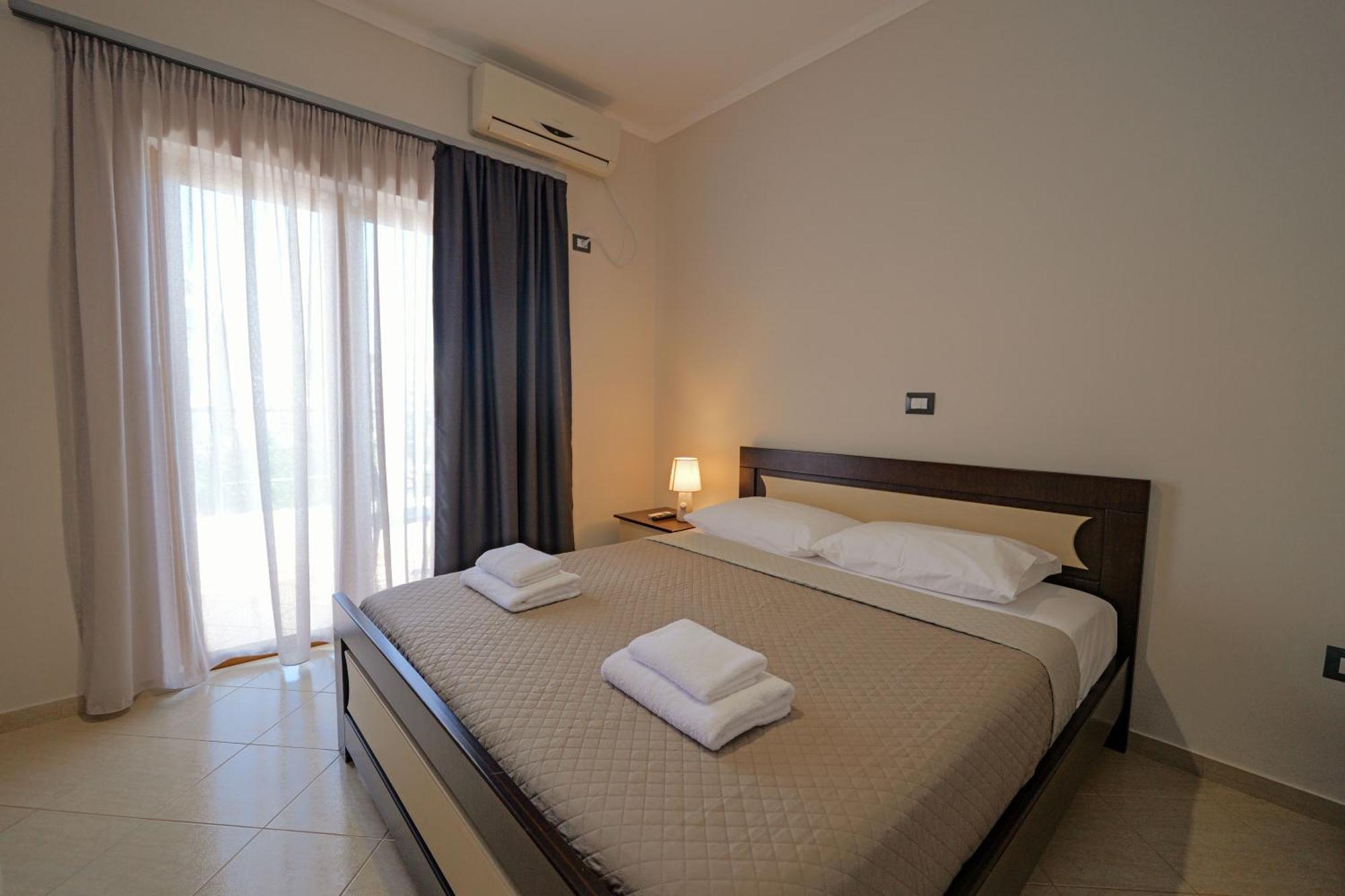 Hotel Deja Vu Ksamil Dış mekan fotoğraf