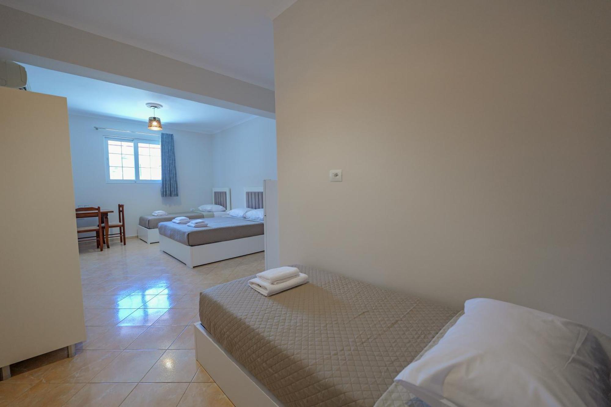 Hotel Deja Vu Ksamil Oda fotoğraf
