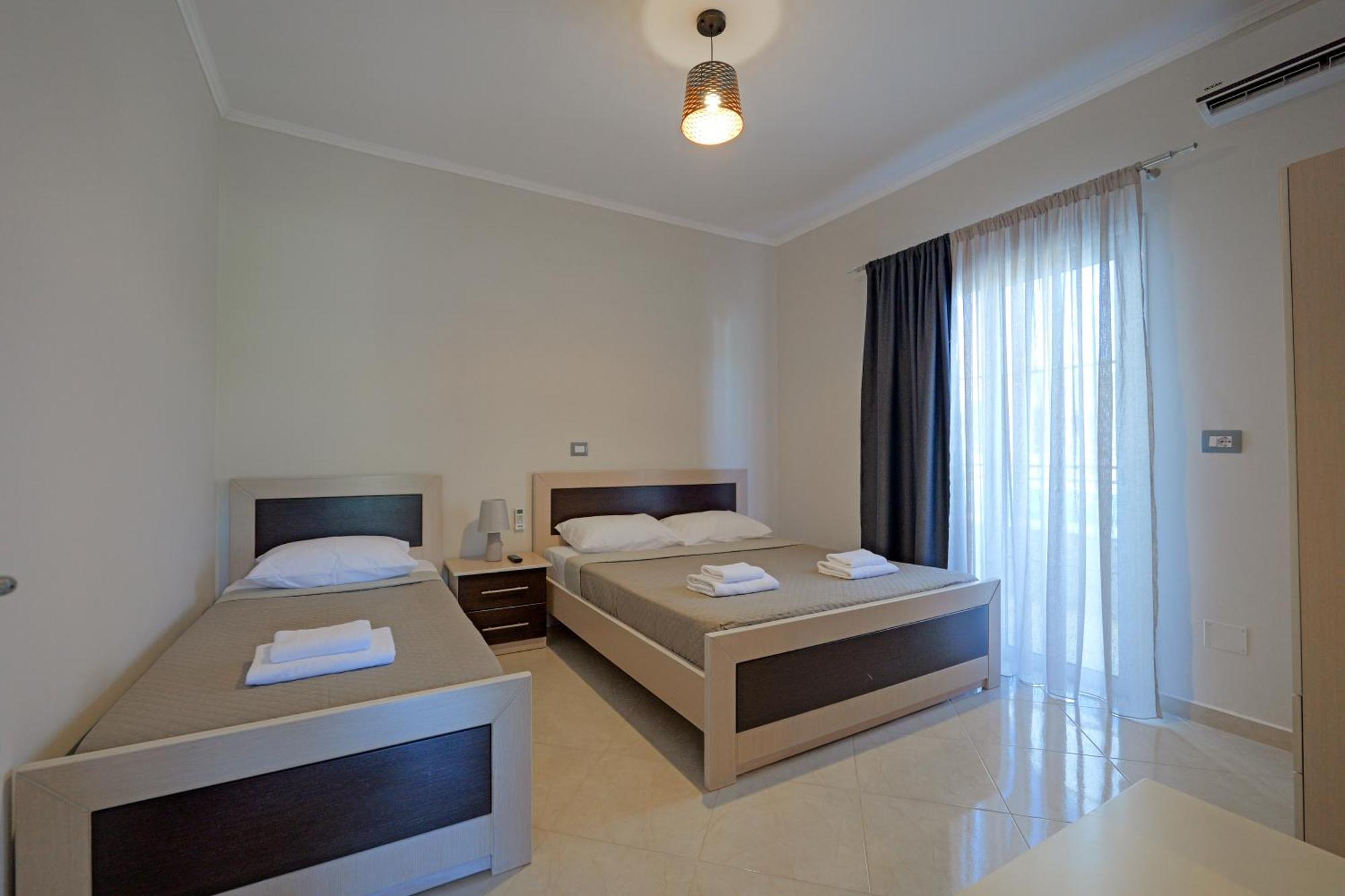Hotel Deja Vu Ksamil Oda fotoğraf