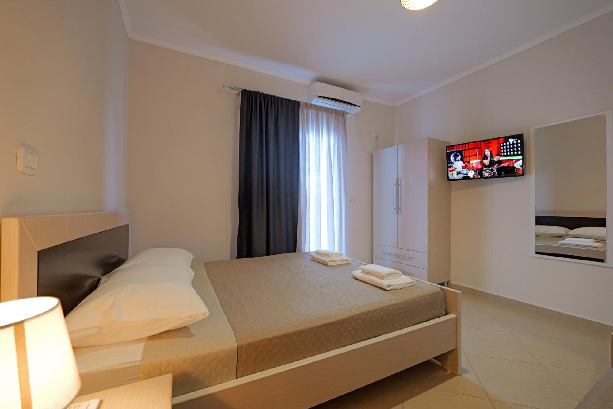 Hotel Deja Vu Ksamil Dış mekan fotoğraf
