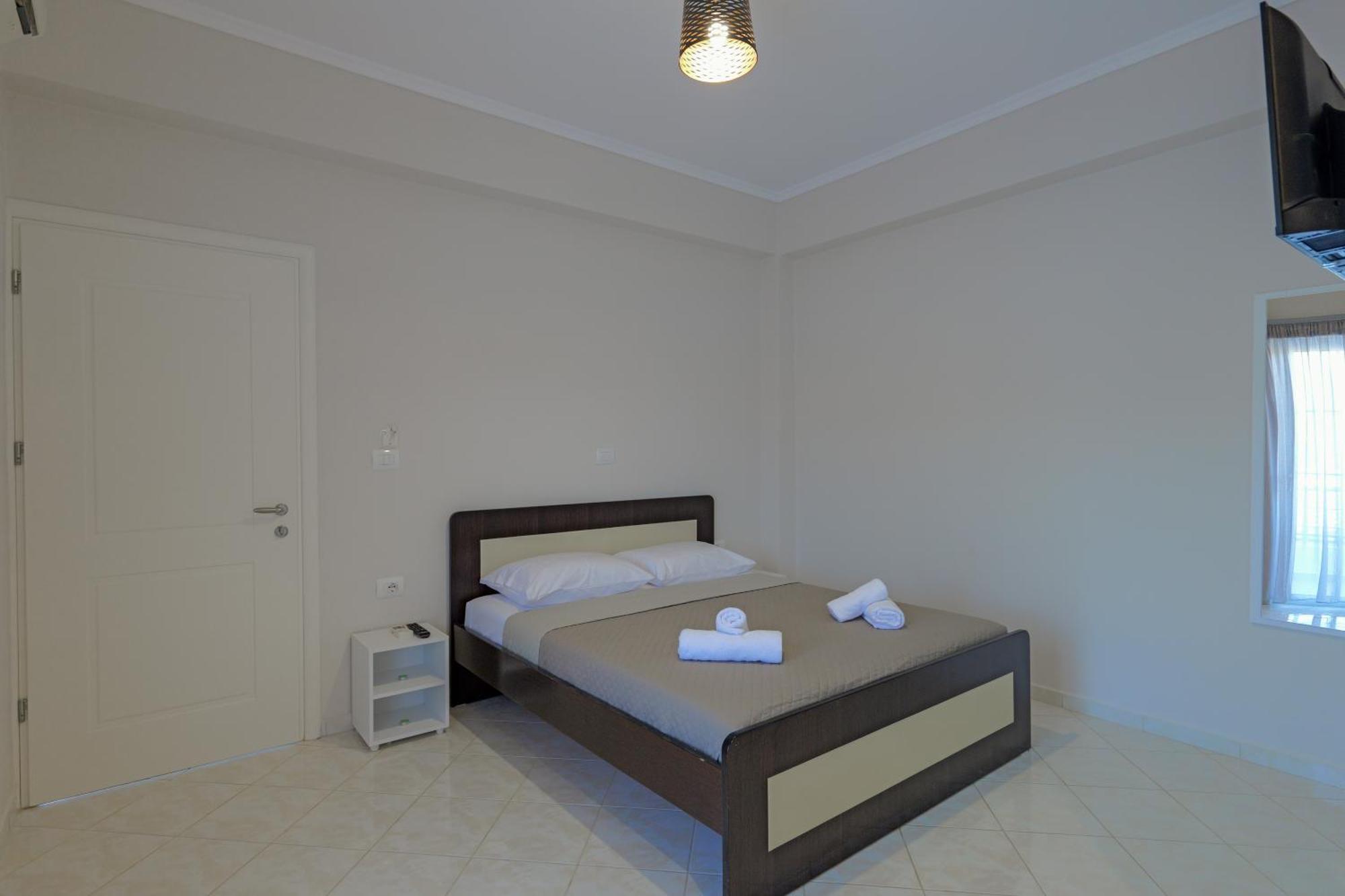 Hotel Deja Vu Ksamil Oda fotoğraf